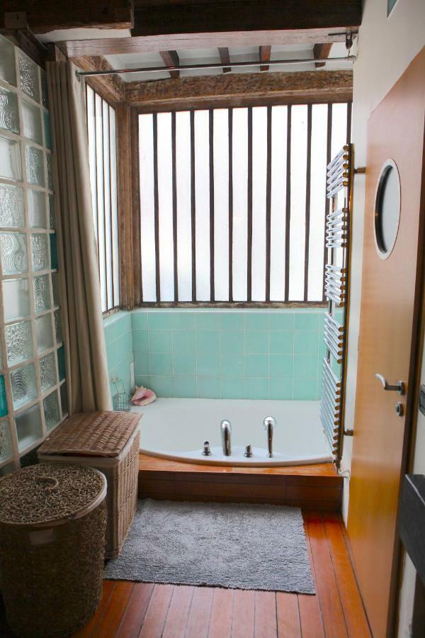 Ferienwohnung Loft Character With A View Of Court Paris Exterior foto